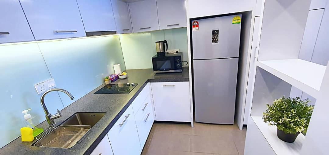 Est Bangsar Kl Sentral By Greater Stay กัวลาลัมเปอร์ ภายนอก รูปภาพ