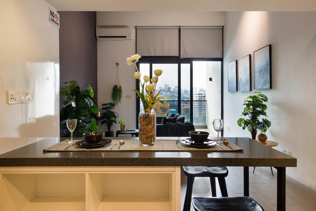 Est Bangsar Kl Sentral By Greater Stay กัวลาลัมเปอร์ ภายนอก รูปภาพ